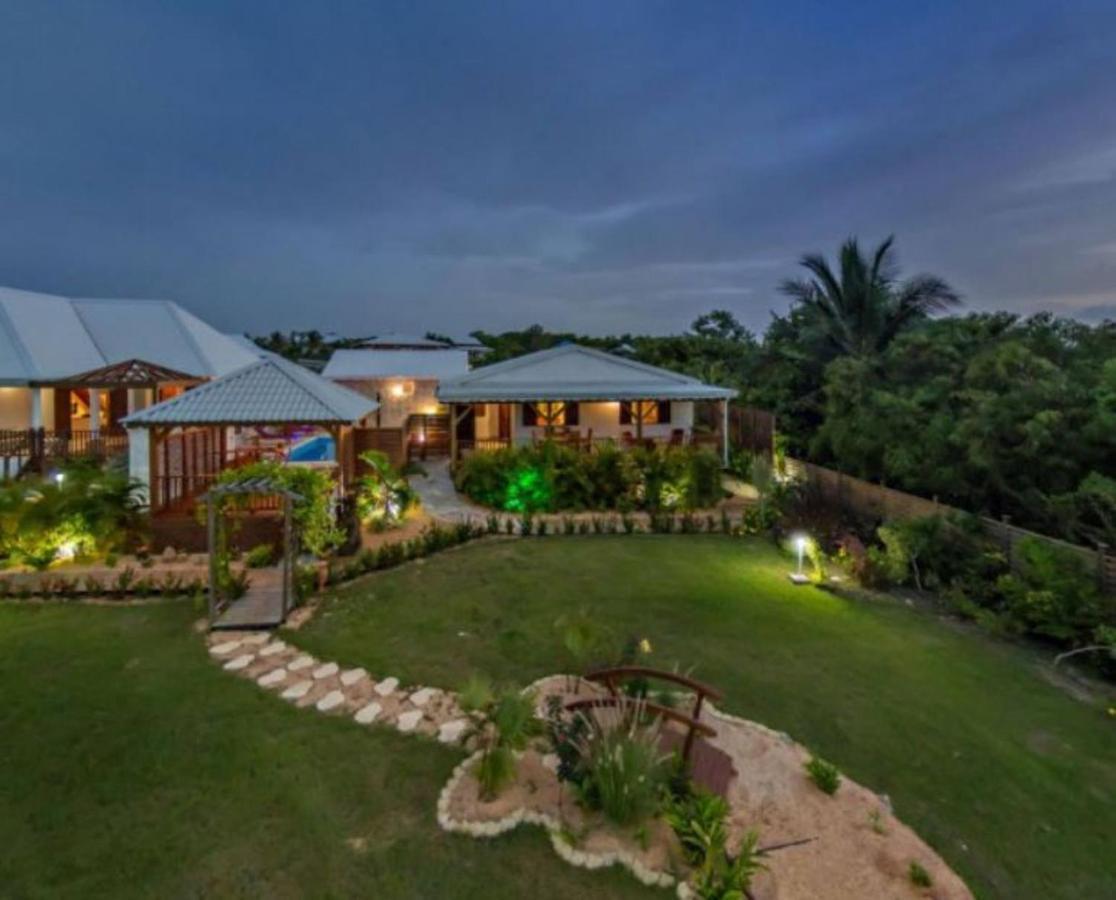 Maison Accueillante Avec Piscine Partagee A Anse-Bertrand Villa Exteriör bild